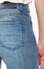 Jeansy dámské modré s průstřihy na kolenou