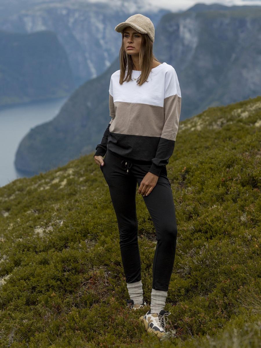 Dámská MIKINA a KALHOTY Sandra