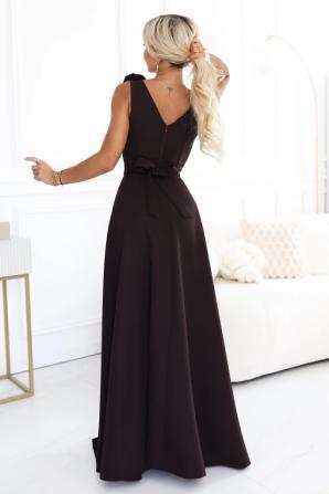 Elegantní večerní maxi šaty s rozparkem a růžemi