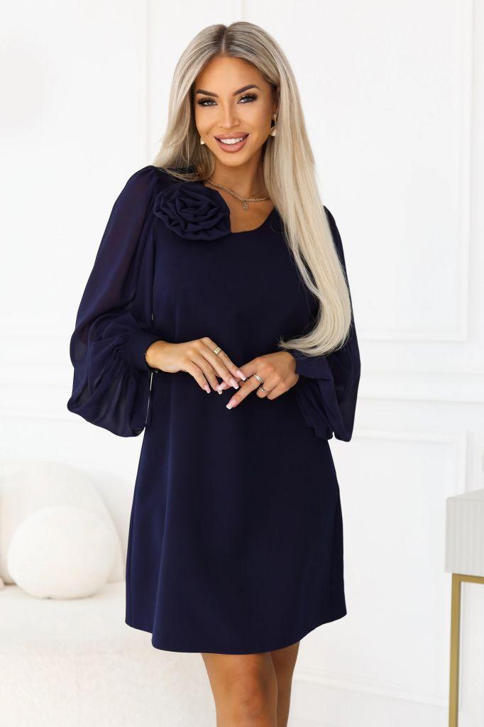 NELIA Šaty trapézového střihu s růží a průsvitnými rukávy